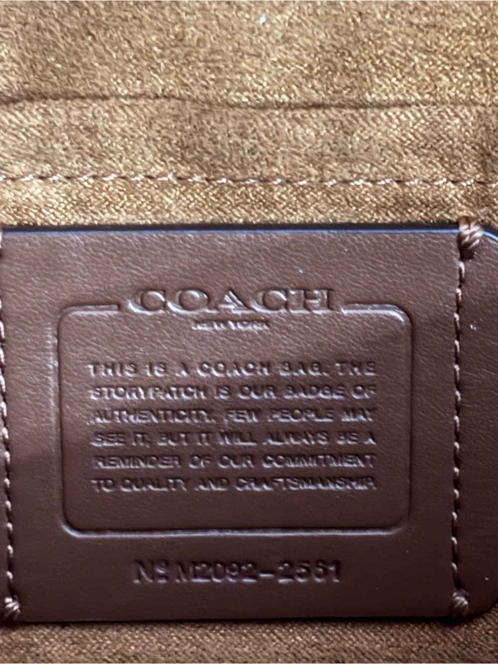 Coach Klare cream Quilted Crossbody & Shoulder Bag Chain Strap & gold hang tag - Picture 10 of 13